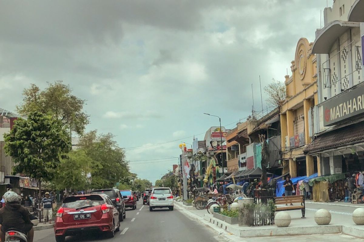 Jalan sirip Malioboro diberlakukan dua arah uji coba semipedestrian