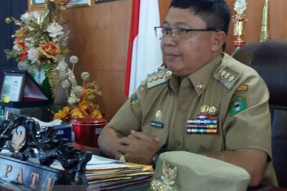 Bupati Poso resmikan Taman Baca Wawo Ntana