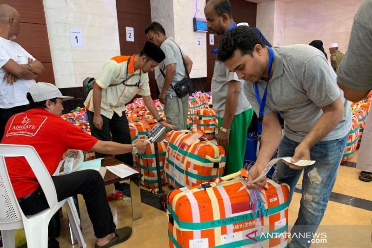 Penerbangan tertunda, jadi persoalan pemulangan jamaah ke Tanah Air