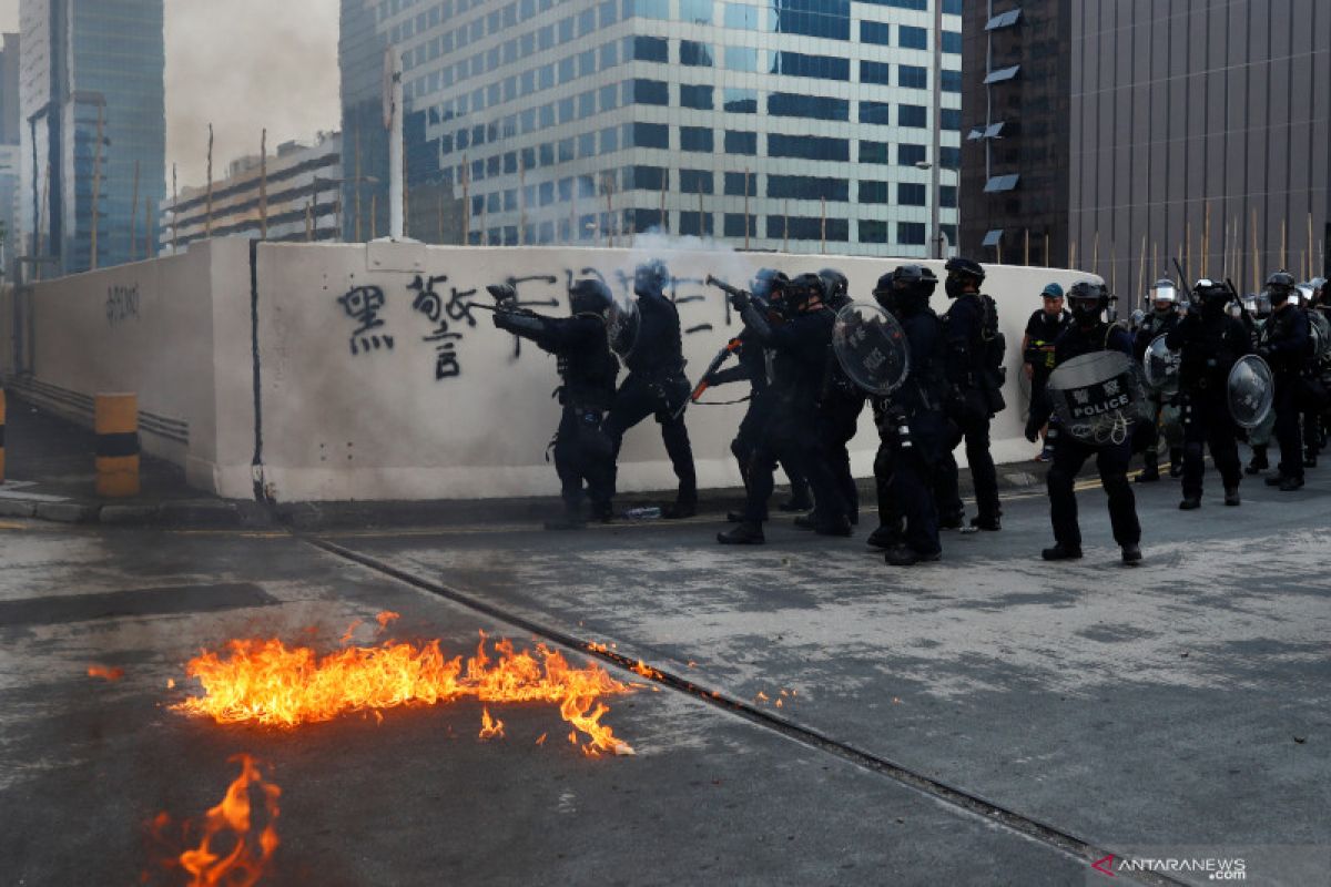 China merotasi kelompok baru tentara di Hong Kong