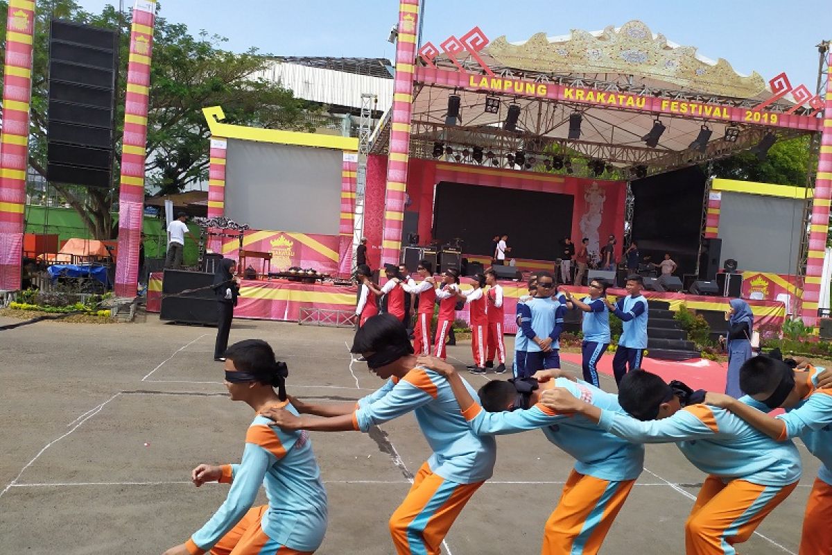 Pemprov Lampung gelar lomba permainan tradisional di Festival Krakatau 2019