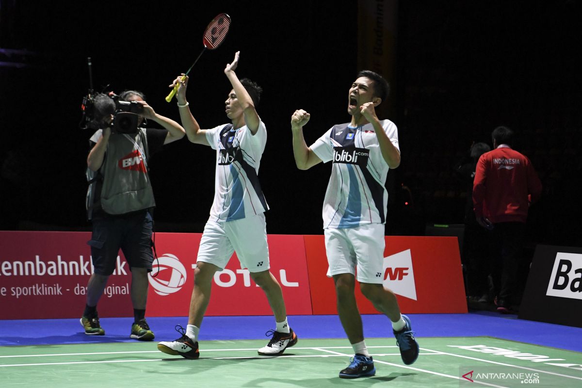 Fajar/Rian dan Ahsan/Hendra bertemu disemifinal Kejuaraan Dunia BWF