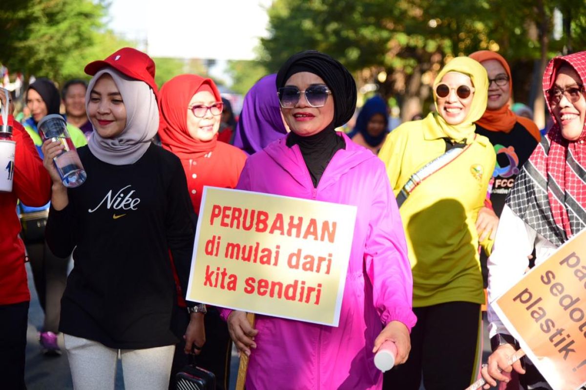 TP PKK Sulsel ajak emak-emak kampanye pengurangan sampah plastik