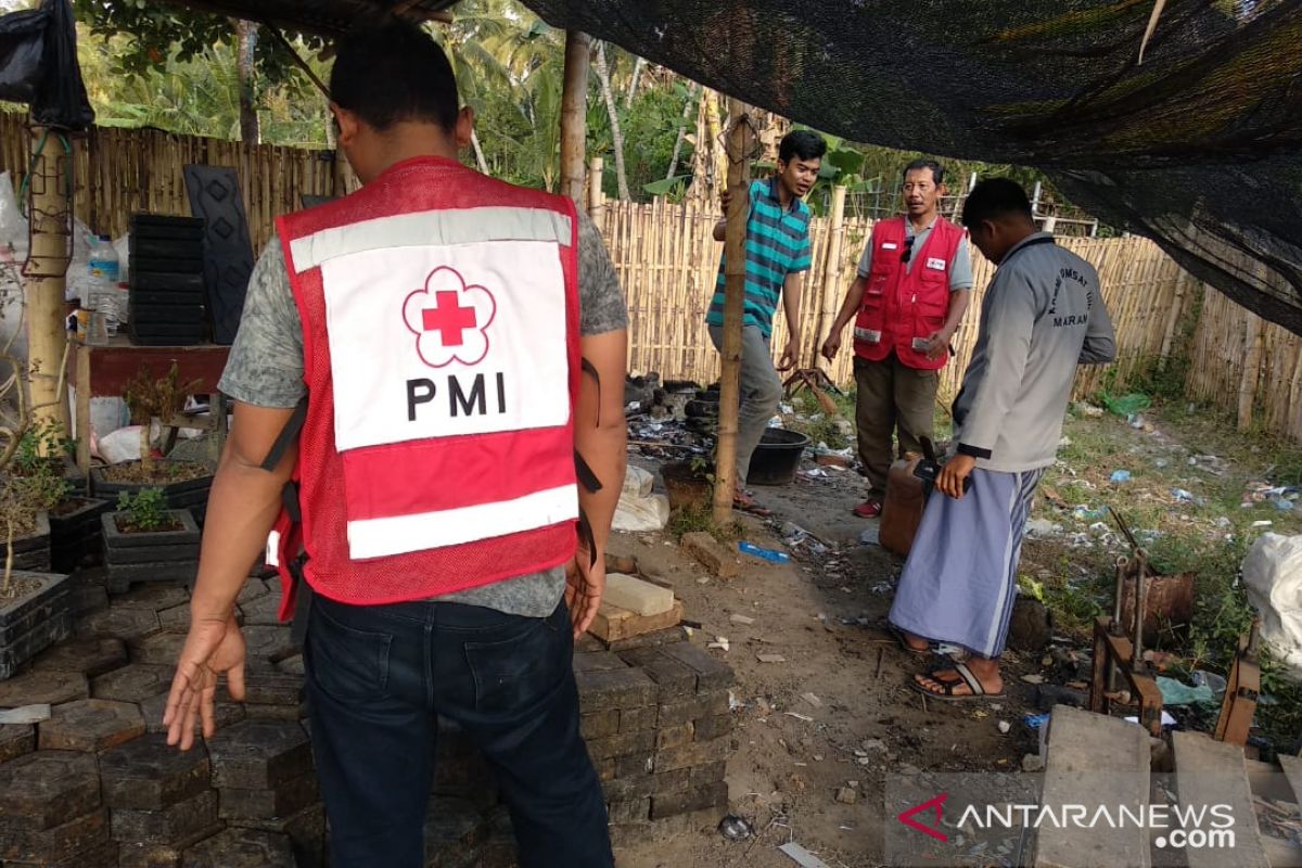 Relawan PMI dilatih daur ulang limbah plastik