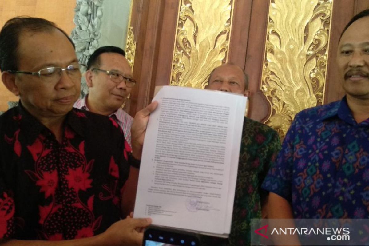 Gubernur Bali minta Pelindo III hentikan reklamasi Benoa