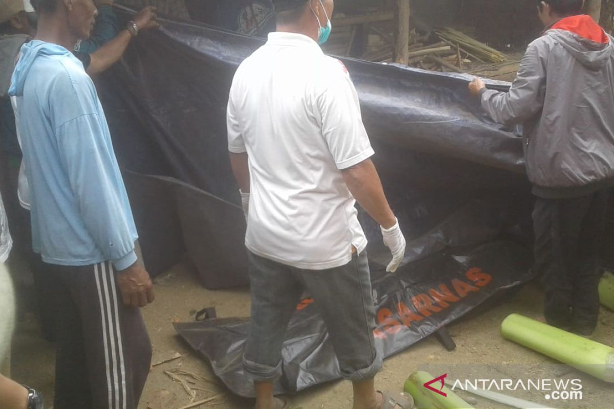 Tim SAR temukan satu jasad nelayan hilang di Pantai Lugina