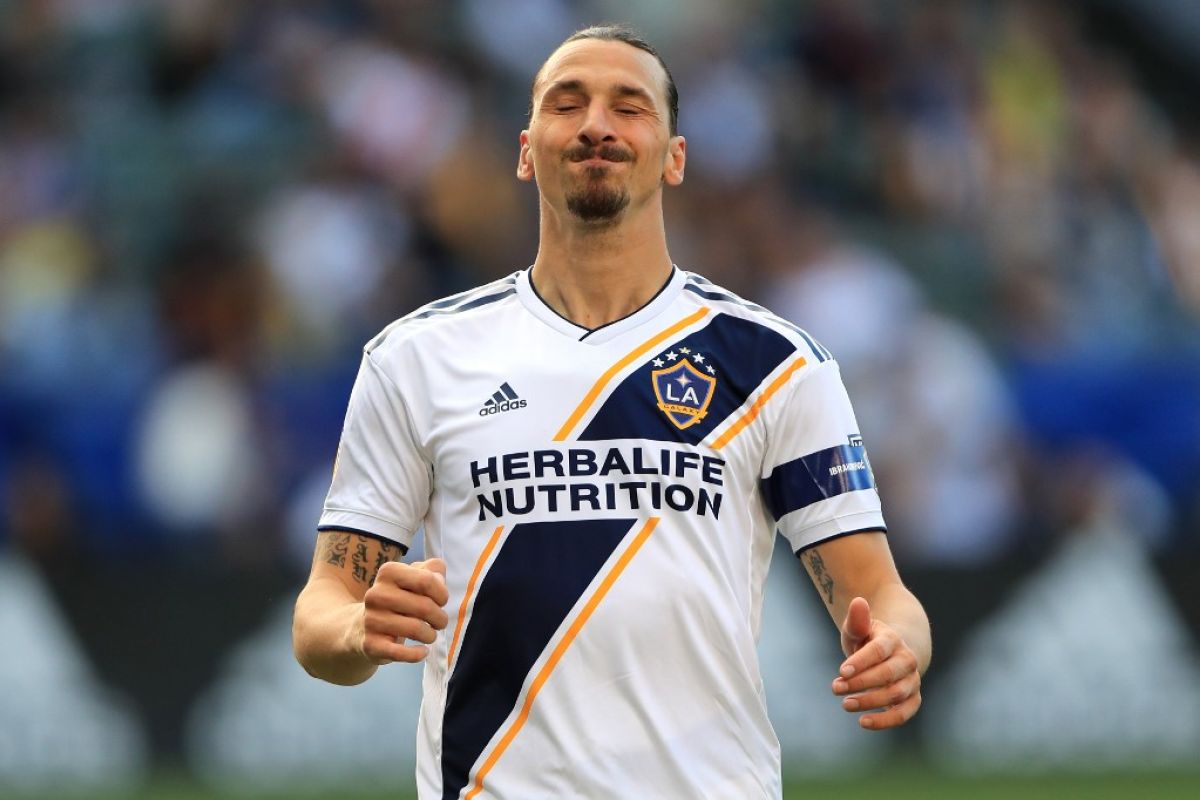 Dua gol Ibrahimovic tak bisa bawa Galaxy  kalahkan LAFC