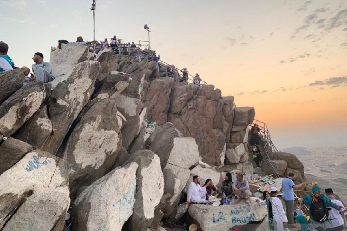 Wisata ziarah ke Jabal Nur punya makna tinggi