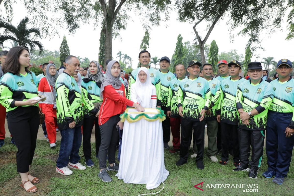 Taman Hutan Kota Kisaran bernama Taufan Gama Simatupang