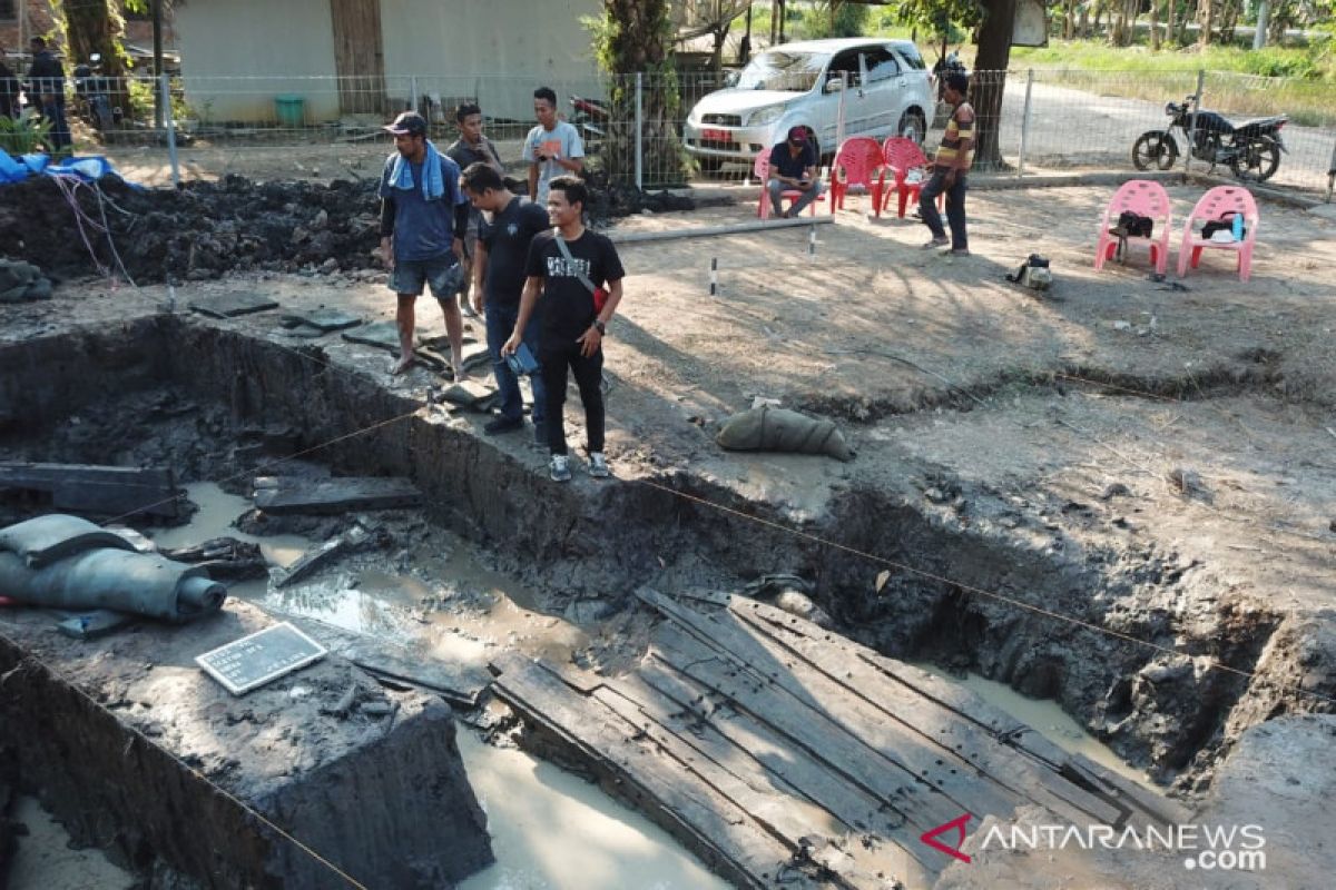 Situs kapal Zabag diduga  galangan kapal tertua di Asia Tenggara