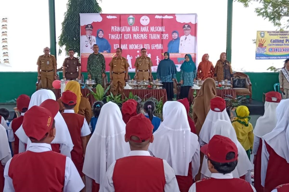 Wali Kota Parepare ingatkan bahaya sampah plastik