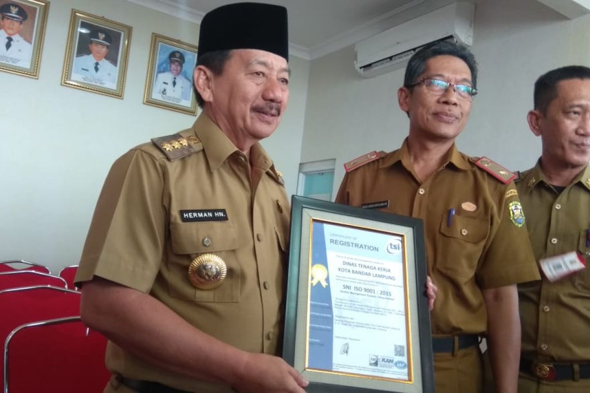 Disnaker Bandarlampung raih sertifikat SNI ISO