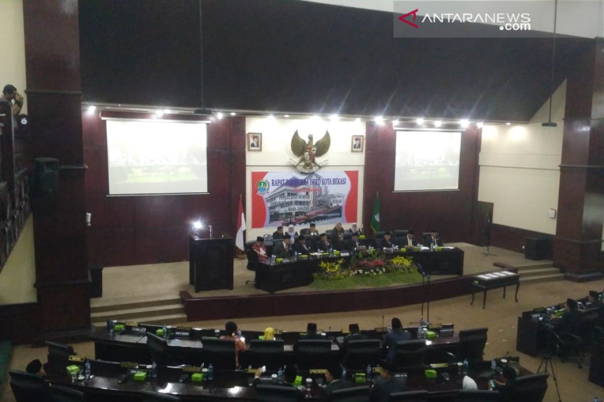 50 anggota DPRD Kota Bekasi resmi dilantik