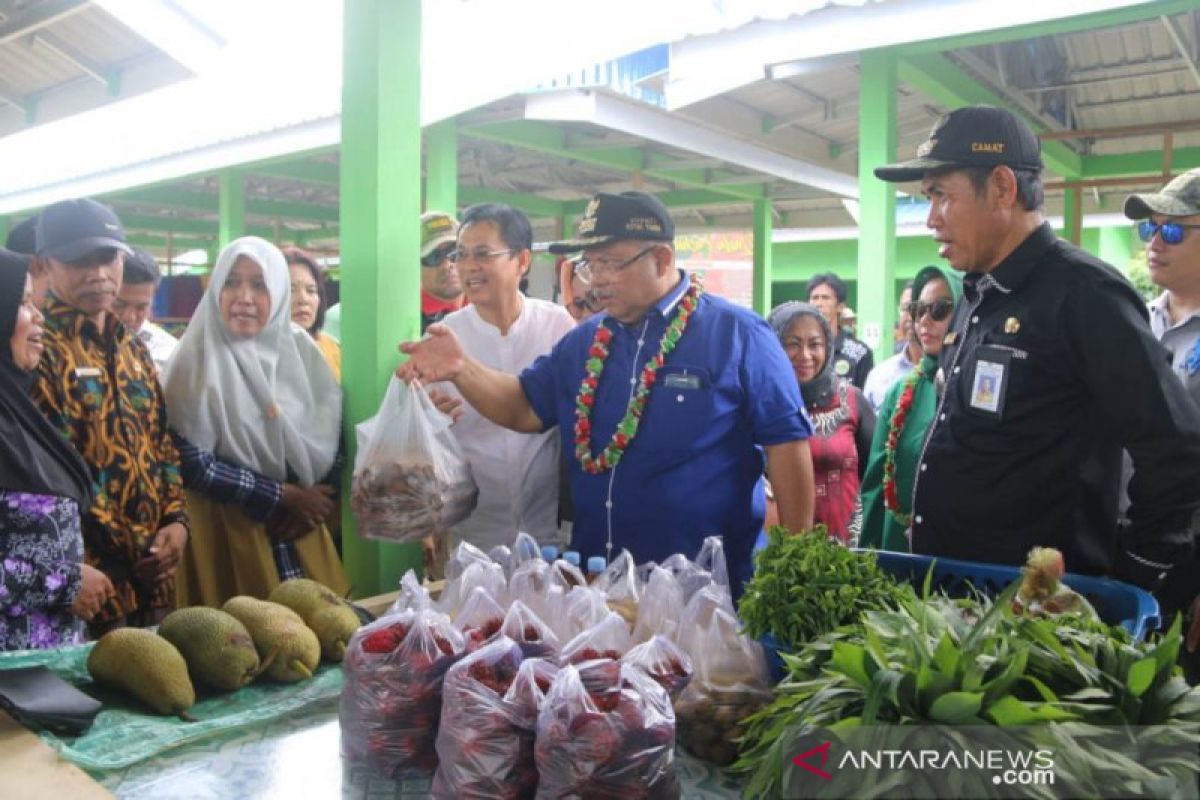 Pemkab Kutim dorong keberadaan pasar tradisional