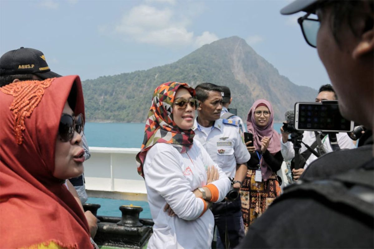 Chusnunia Chalim Ikut Semarakkan Kegiatan Trip Krakatau