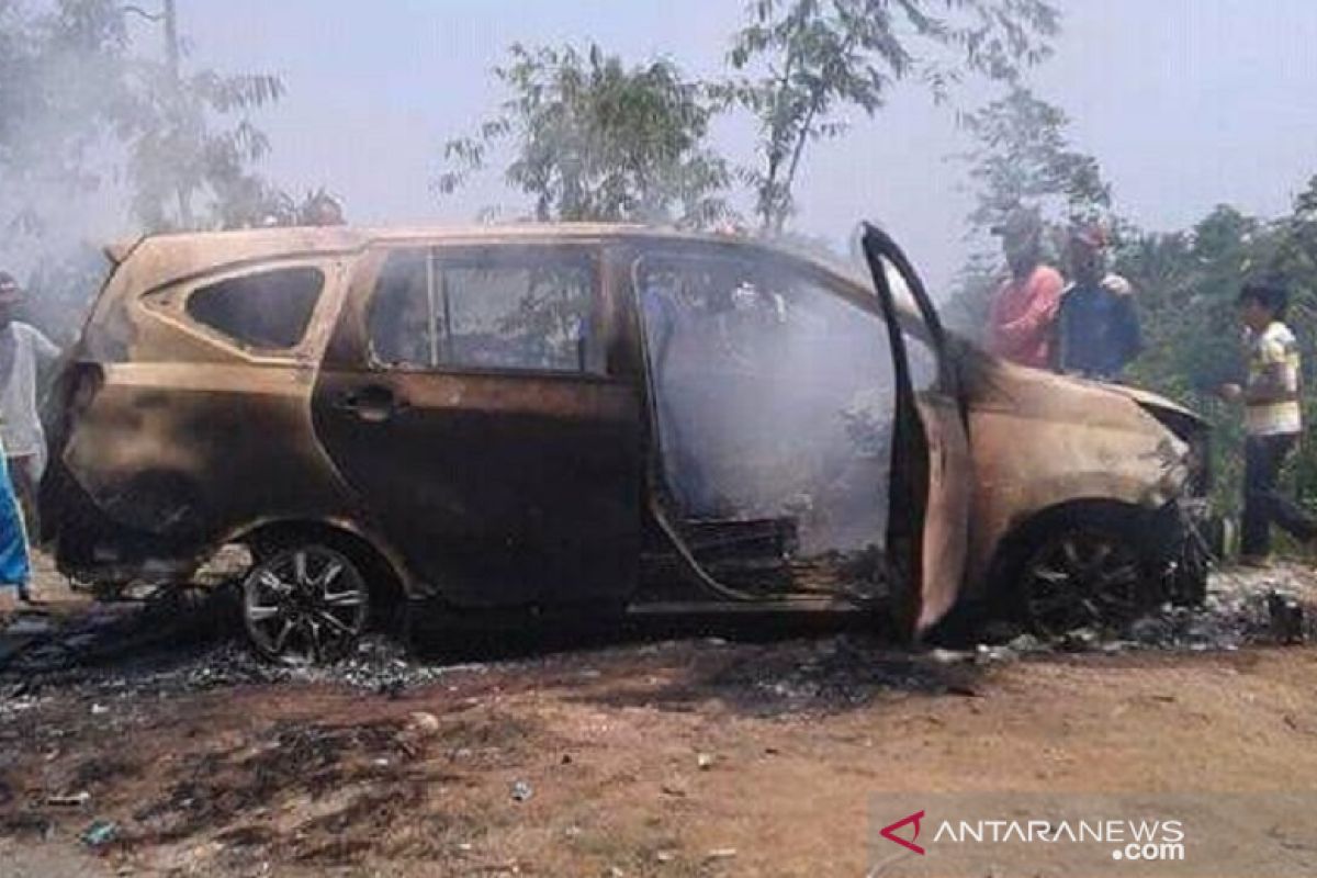 Sebelum dibakar, korban pembunuhan di Sukabumi diracun hingga tewas