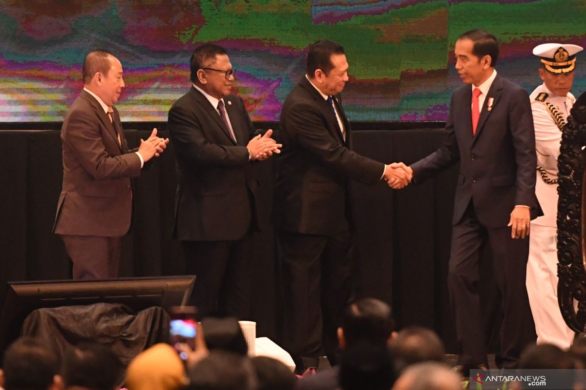 Jokowi: RUU 'warisan' DPR sebelumnya tidak dibahas lagi dari awal