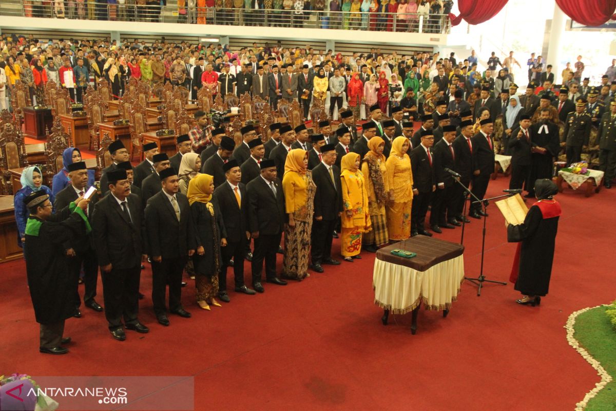 Wakil PN lantik 45 anggota DPRD Balikpapan