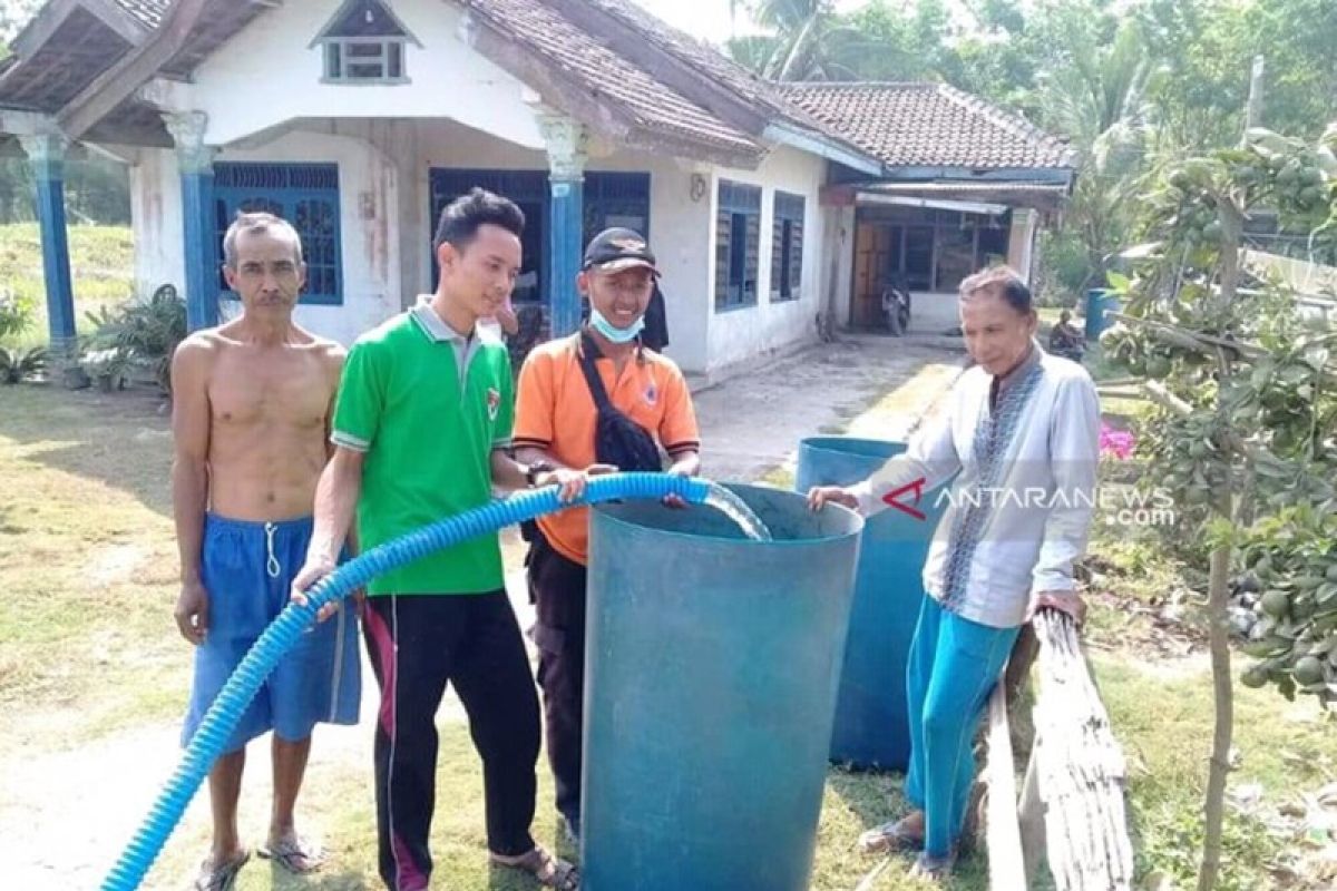 Warga Mesuji Lampung alami krisis air bersih