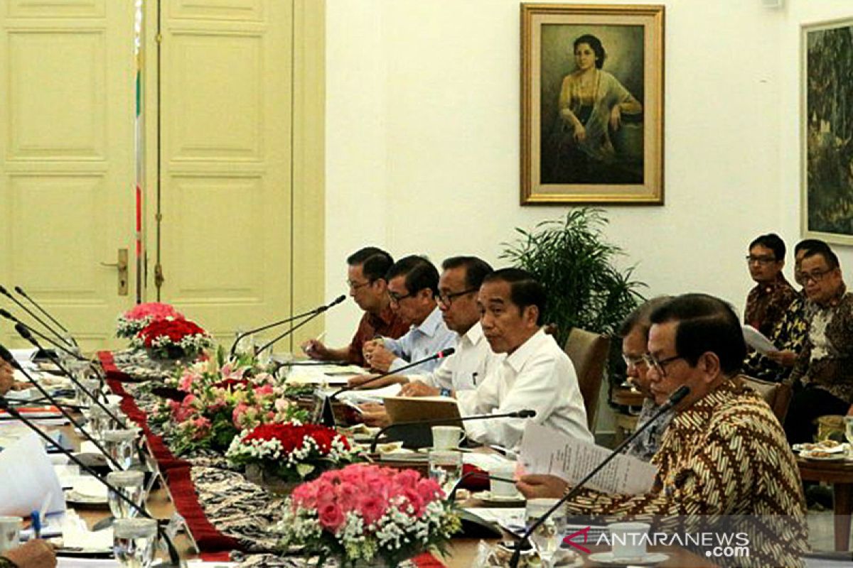 Presiden Jokowi minta peningkatan impor sampah  disikapi hati-hati