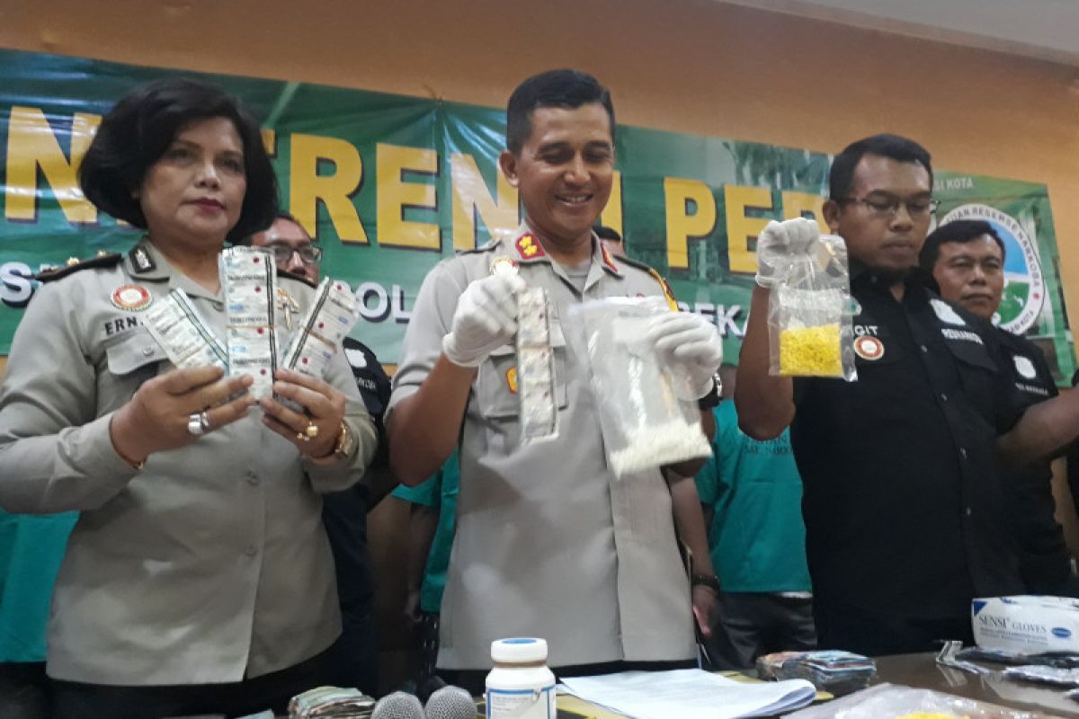 Polres Bekasi tahan delapan penjual obat keras ilegal