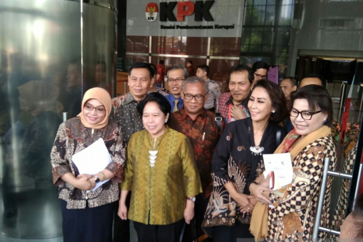 Romli Atmasasmita sebut Presiden harus percaya pada Pansel Capim KPK