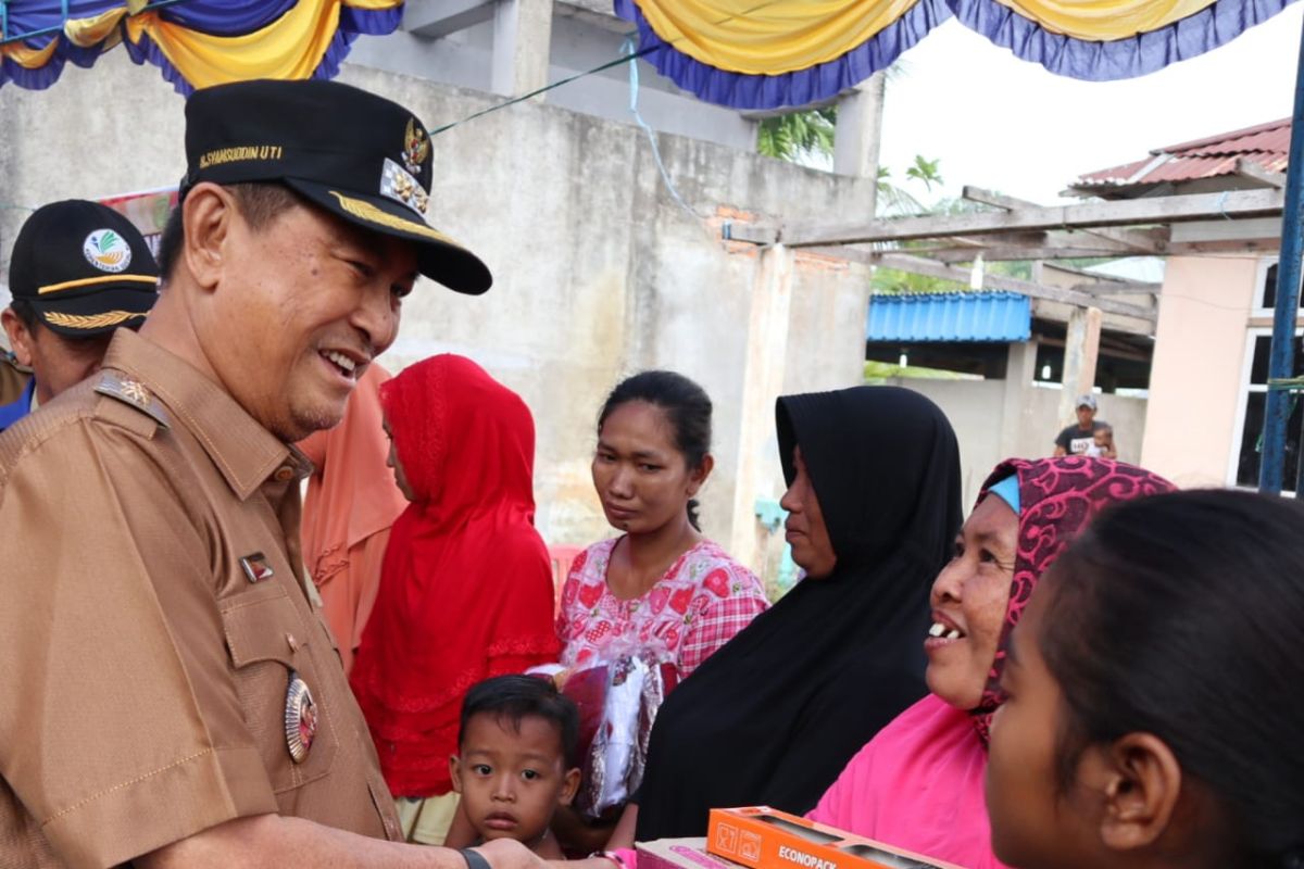 Kebakaran di Seberang Tembilahan, 39 jiwa kehilangan tempat tinggal. Wabup Inhil beri bantuan