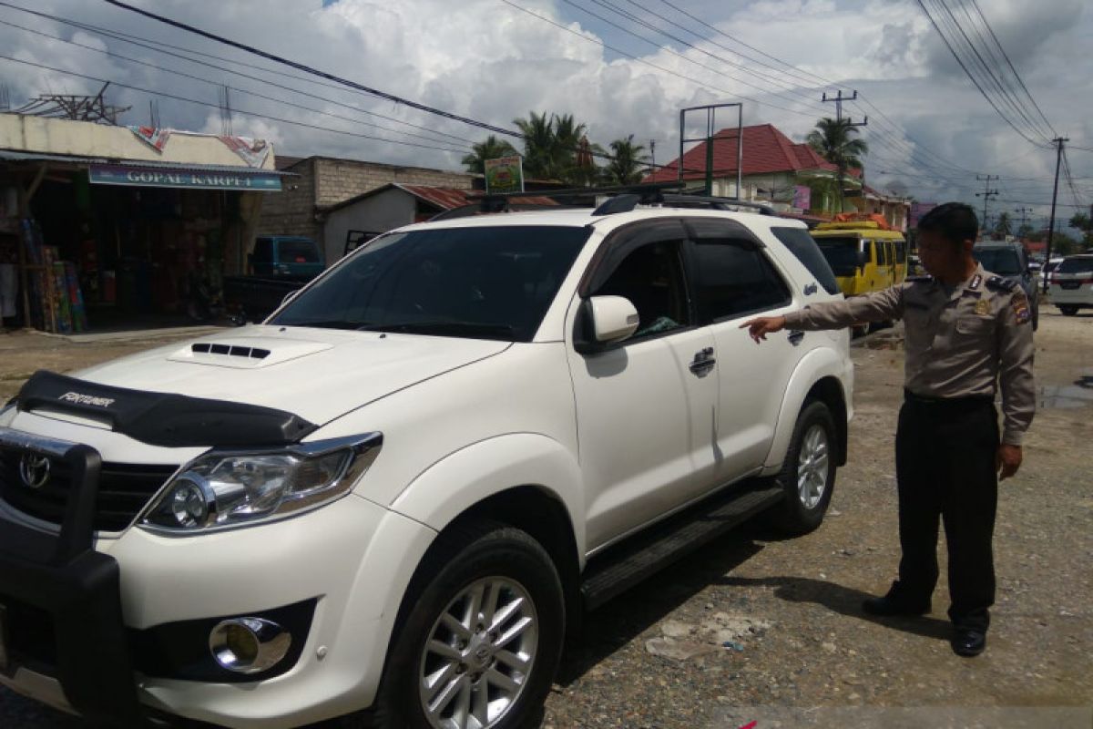 Pecahkan kaca Fortuner, uang Rp100 Juta yang baru ditarik dari bank raib