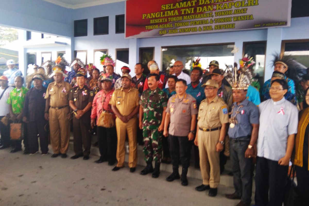 Kapolri dan Panglima TNI jamin keamanan mahasiswa Papua