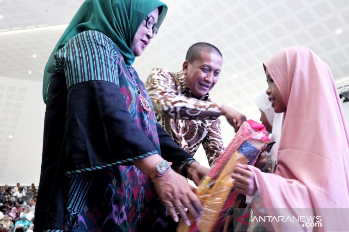 Bupati gandeng Alfamart kembangkan UMKM di Bogor