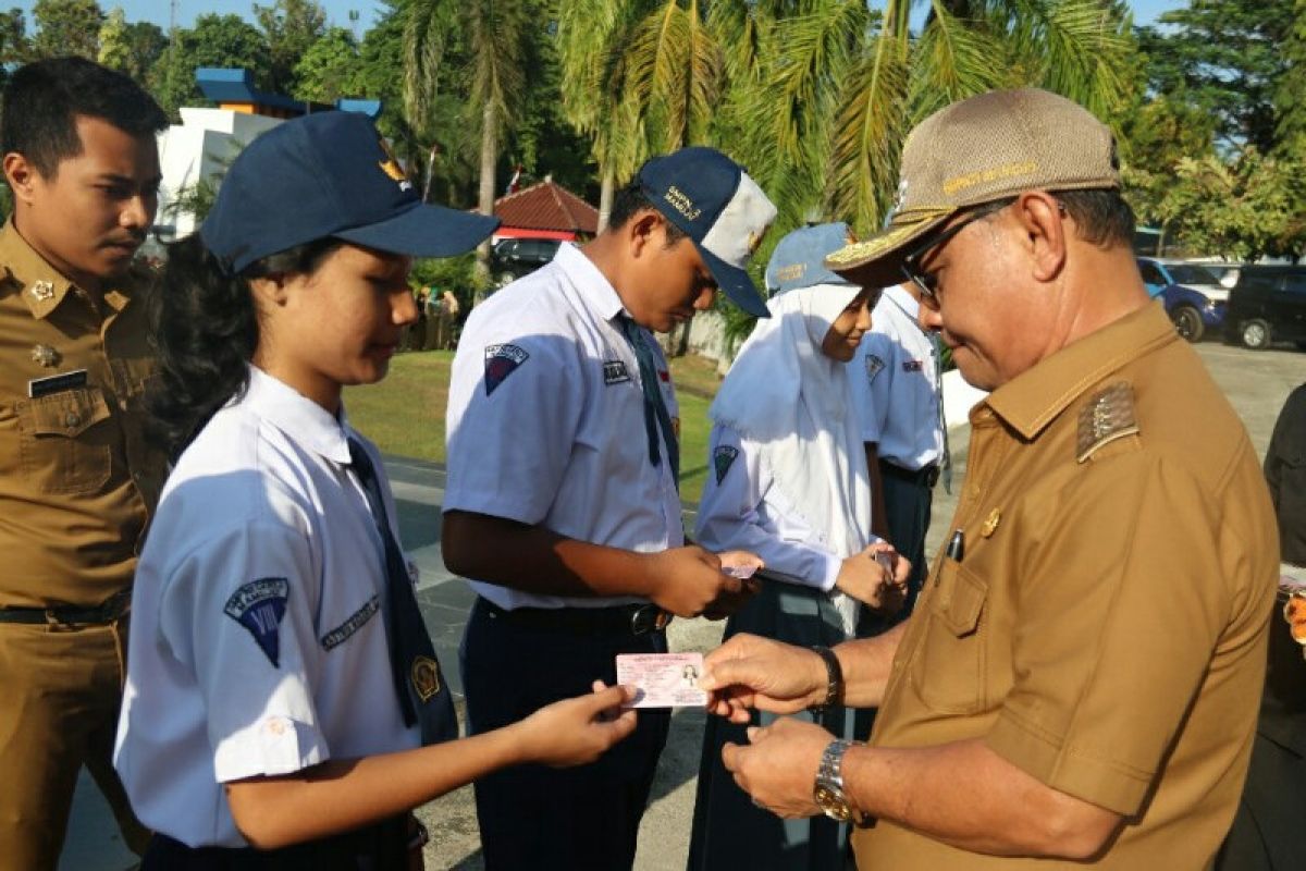 Pemkab Mamuju luncurkan kartu identitas anak