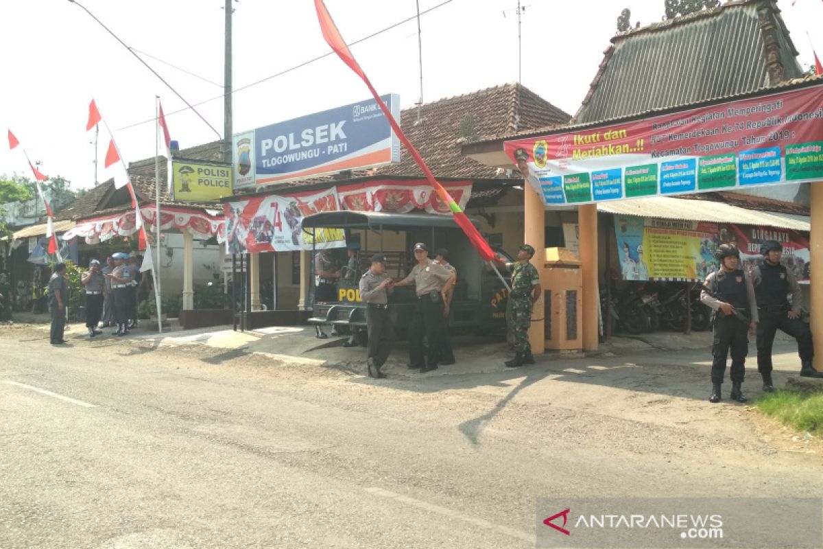 Kantor Polsek Tlogowungu dijaga ketat pascapembacokan terhadap anggota