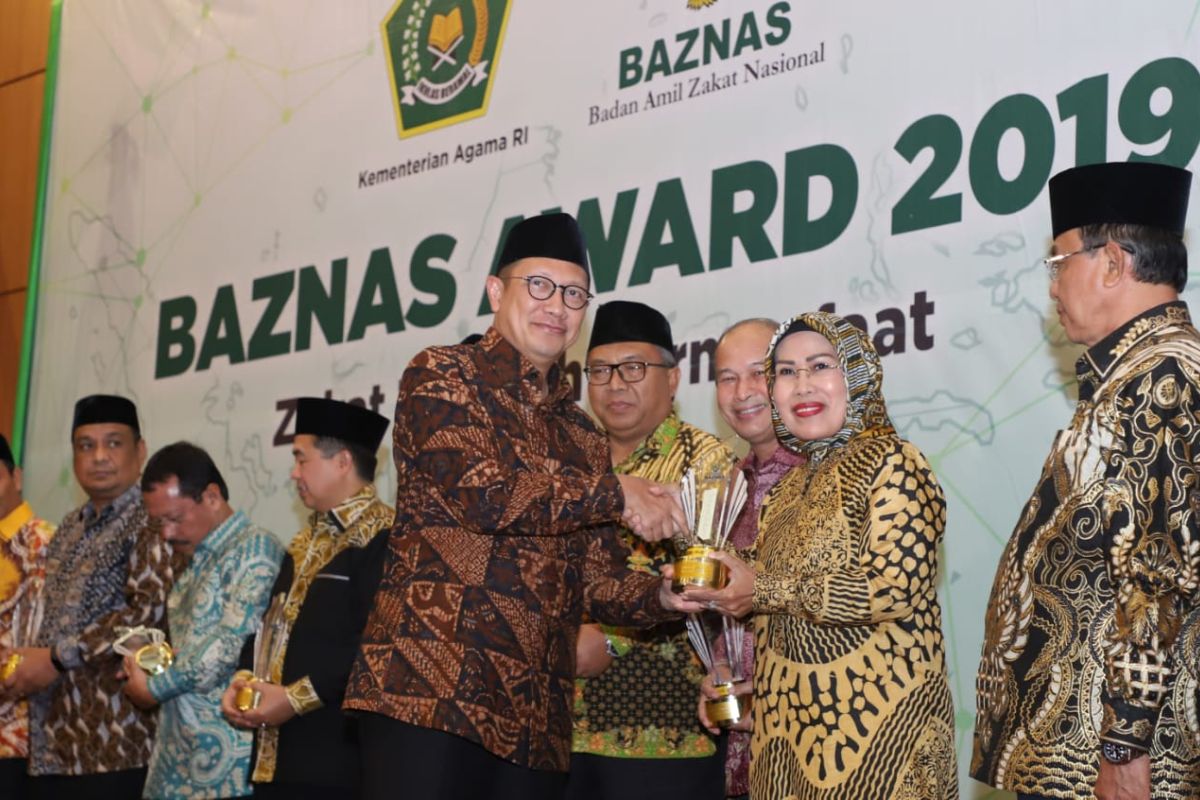 Bupati Serang raih penghargaan Baznas Award 2019