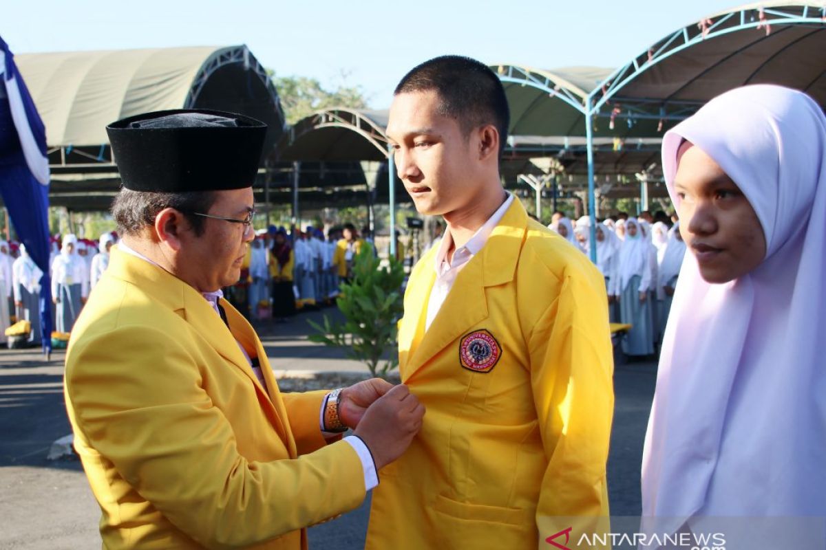 Mahasiswa baru diajak mengenang jasa pahlawan