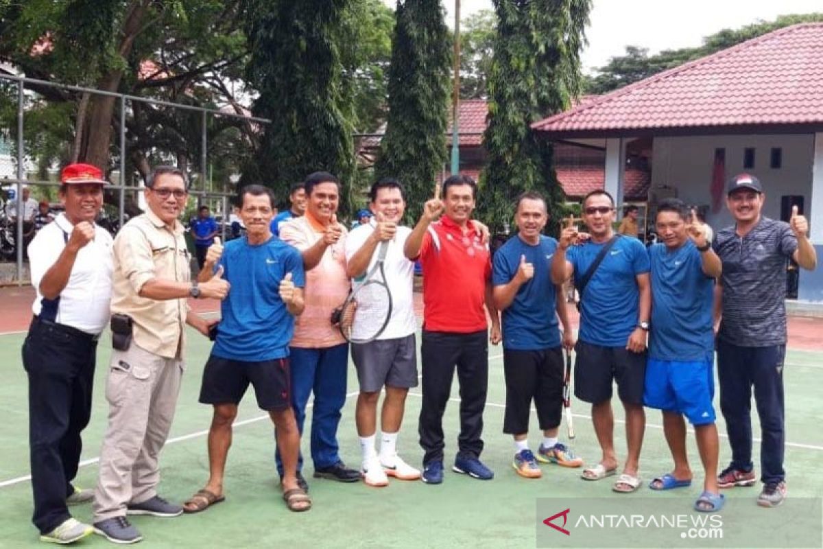 Tim ganda Medan juara turnamen tenis Pemerintah Aceh