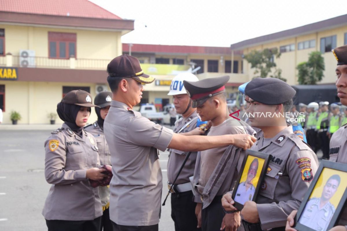 Melanggar disiplin, empat personel Polrestabes Medan ini dipecat dengan tidak hormat