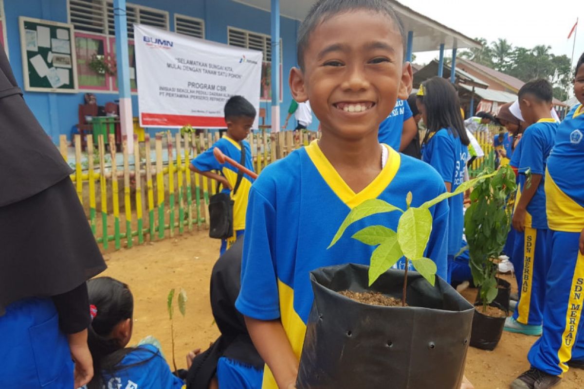 Pertamina inisiasi Sekolah  Peduli Aliran Sungai di Desa Merbau