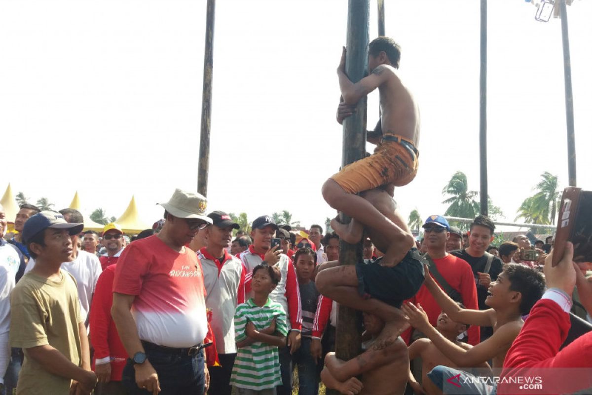 Berbagai lomba meriahkan HUT Kemerdekaan RI di Rokan Hilir