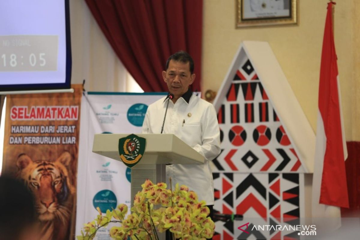 Bupati Tapsel: Menjaga hutan dan habitatnya suatu keharusan