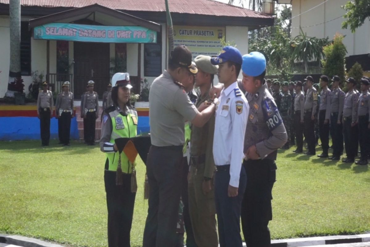 Polres Tanah Datar akan tangkap pengendara pemakai lampu strobo