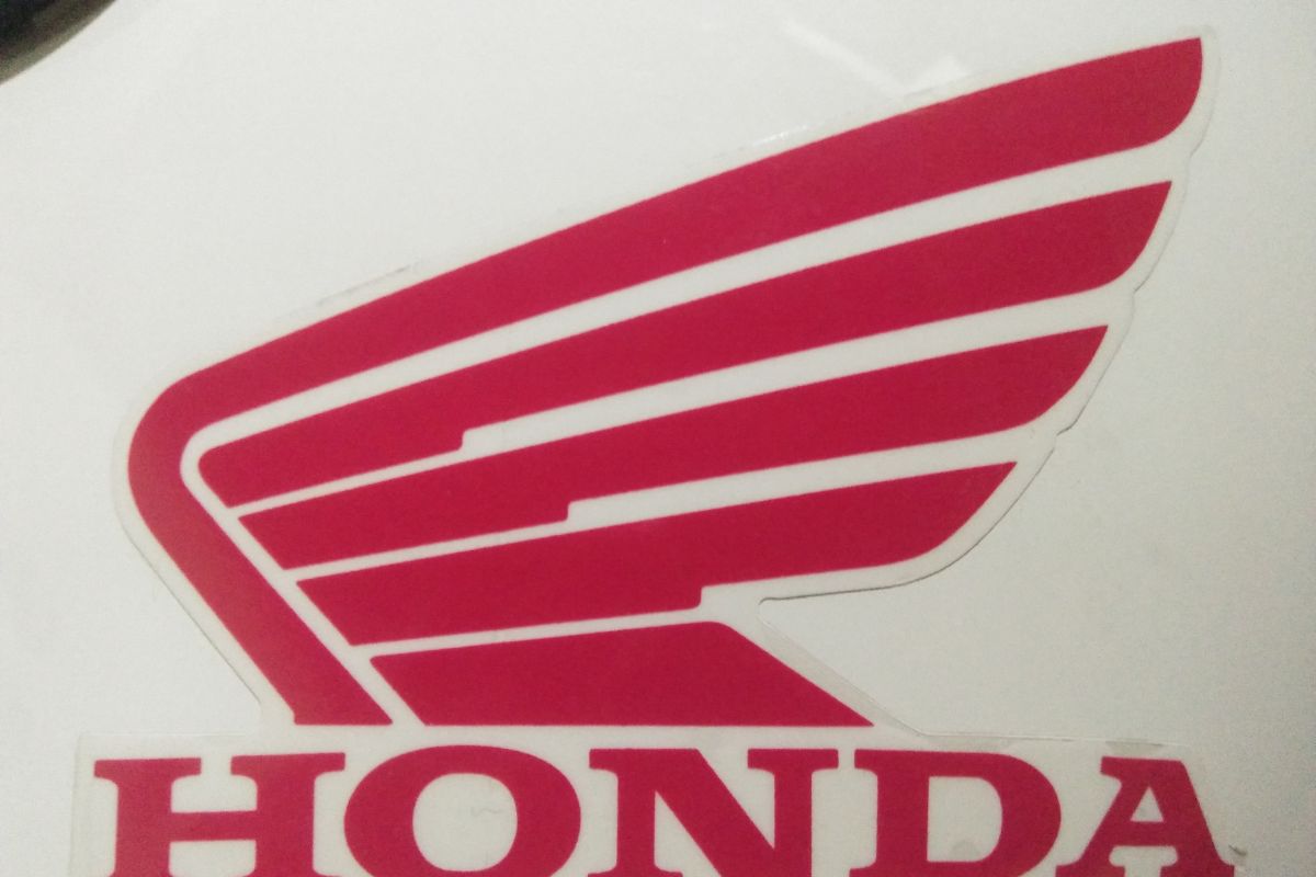 Penjualan global sepeda motor Honda semester pertama 2020 terjun bebas