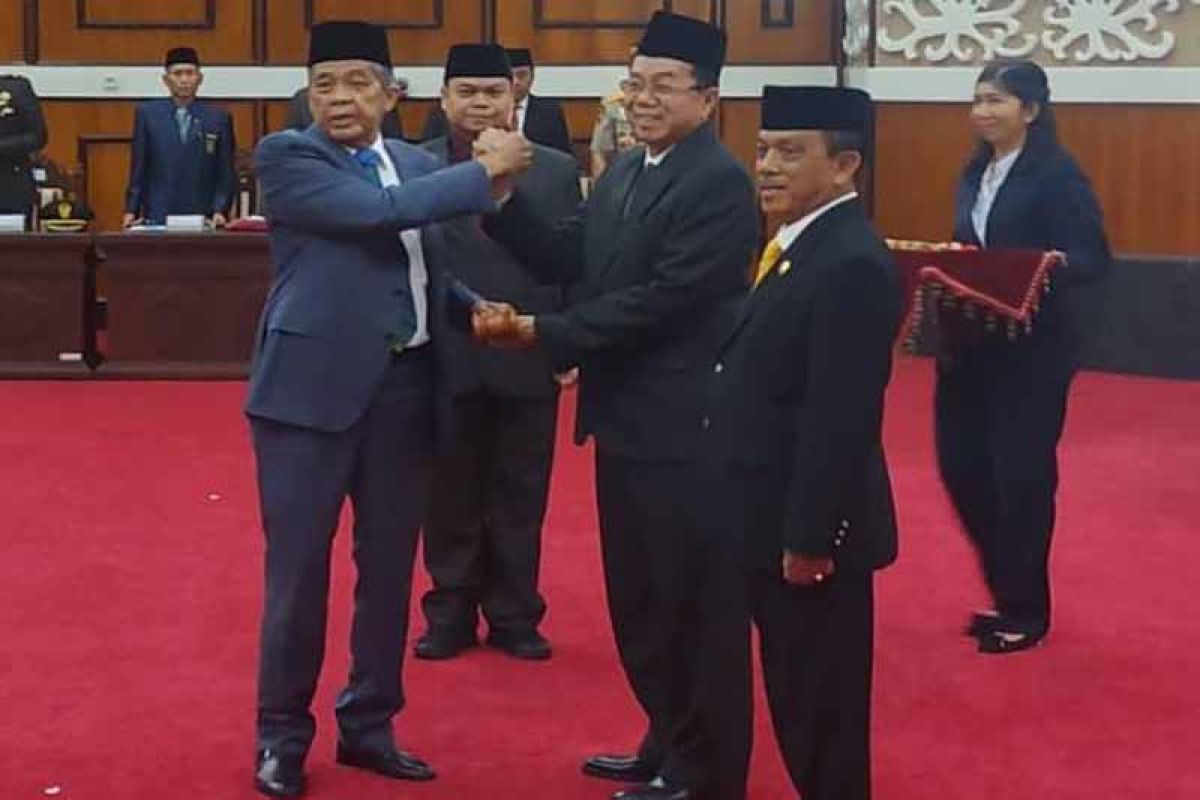 Penetapan Pimpinan DPRD Kalteng tergantung rekomendasi parpol