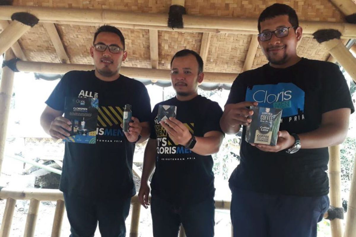 Pengusaha muda terbantu dengan perkembangan teknologi internet