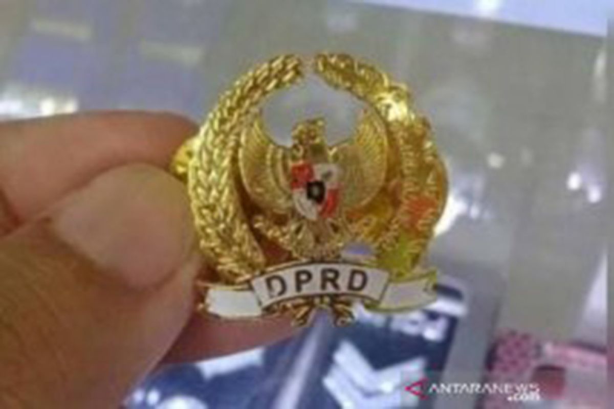 PSI NTT tolak penggunaan PIN emas DPRD