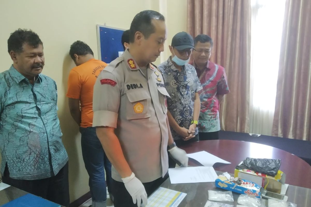 Polresta Samarinda ungkap satu kilogram sabu-sabu kemasan kotak susu