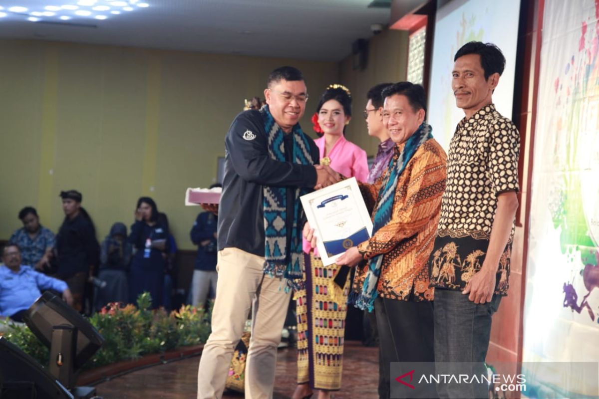 Pemkab Bangka Tengah raih penghargaan Inovasi Bahari Award