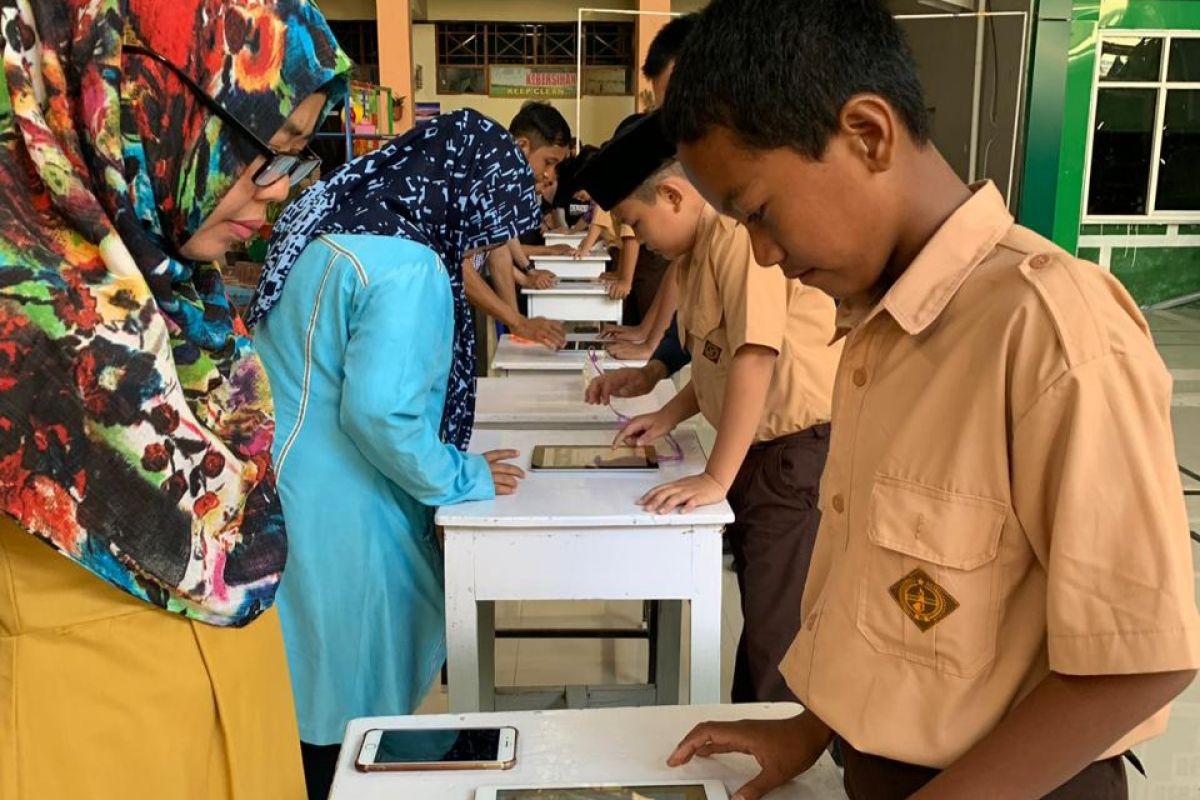 Pemilihan Ketua Osis SMP 6 Makassar  gunakan e-voting