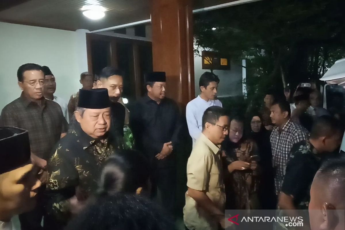 Almarhumah ibunda SBY dijadwalkan dimakamkan di TPU Tanah Kusir Jakarta