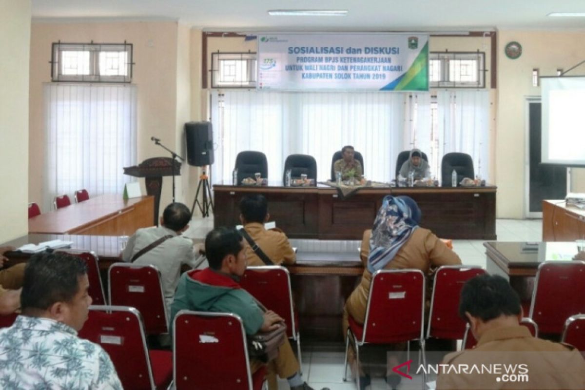 BPJS Ketenagakerjaan beri edukasi tentang jaminan sosial kepada wali nagari di Kabupaten Solok