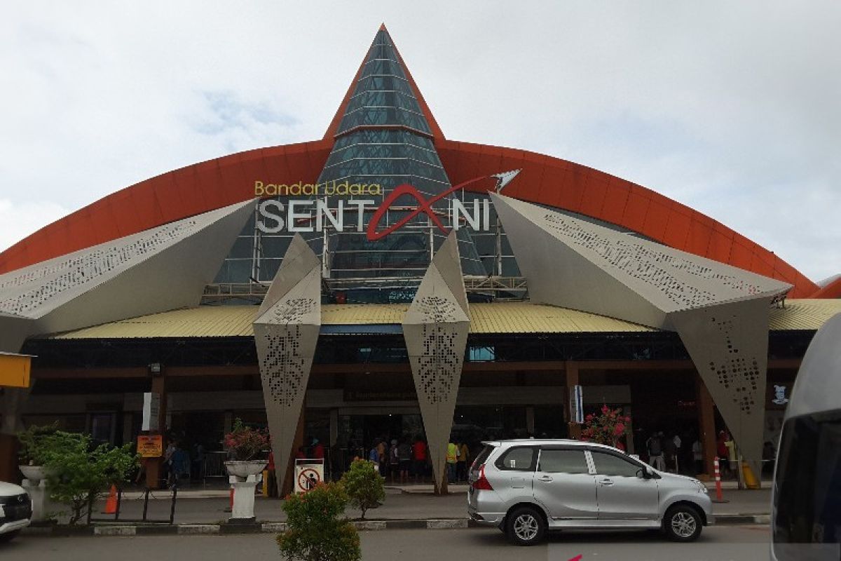 Papua Terkini - Penumpang pesawat dari Bandara Sentani melonjak 10 persen